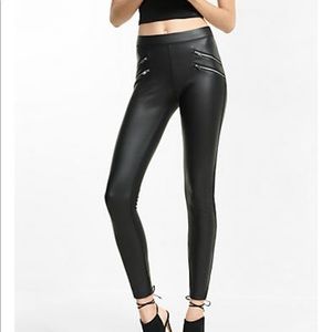 Express Scuba Hip Zip Leggings